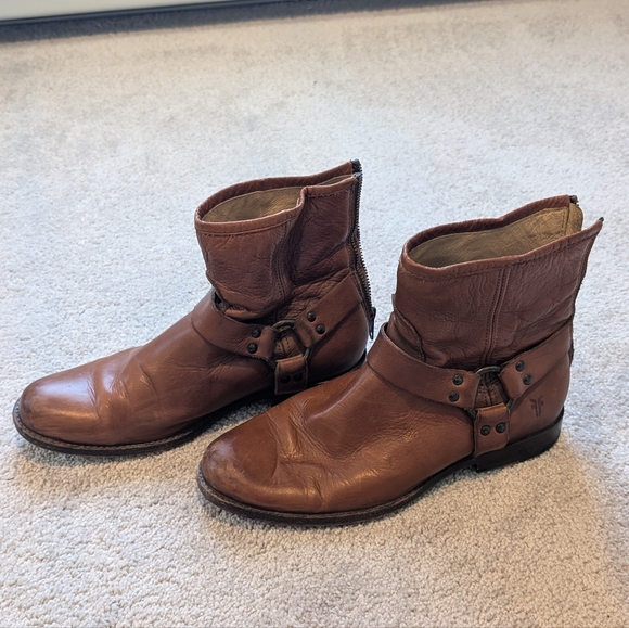 Frye Phillip Harness Short Boot Cognac Leather Ankle Zip Women's Size 9 - Picture 6 of 7